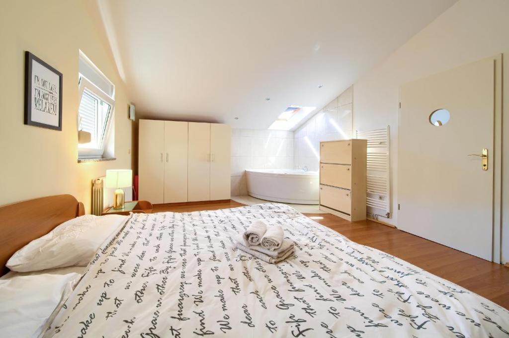 Luxury Apartments Vanessa, 奈维斯 外观 照片